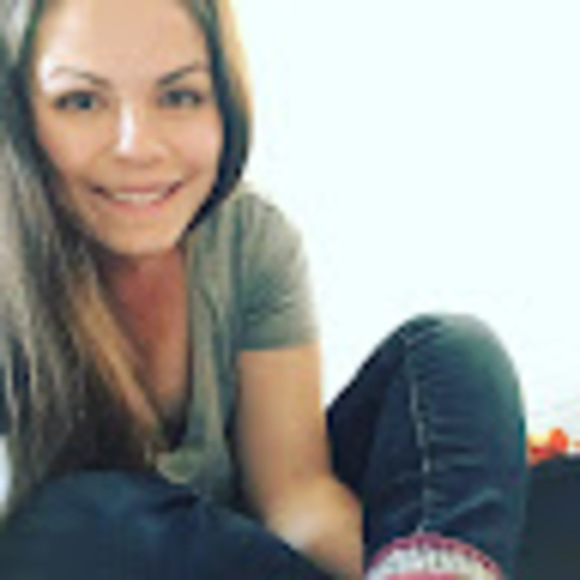 Meet your Posher, Roxanne - Picture 1 of 1